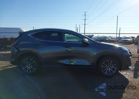 2025 Lexus Nx 250 from USA, damaged, VIN 2T2ADCAZ8SC022565